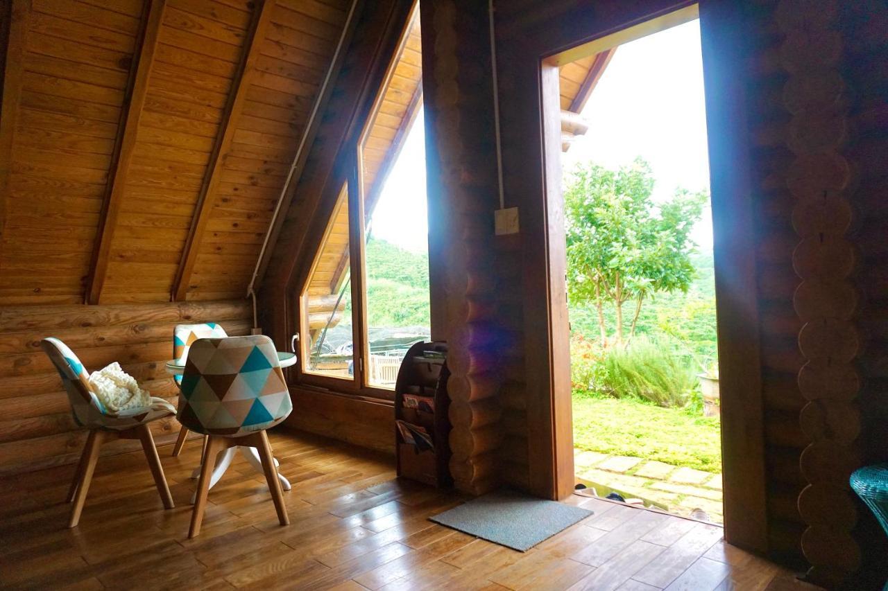 Nha Bao La - Ho Dak Long Thuong Hotell Bảo Lộc Eksteriør bilde